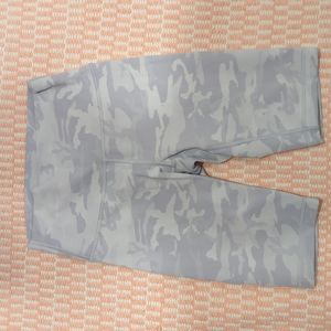 Lululemon 10" Shorts Ribbed